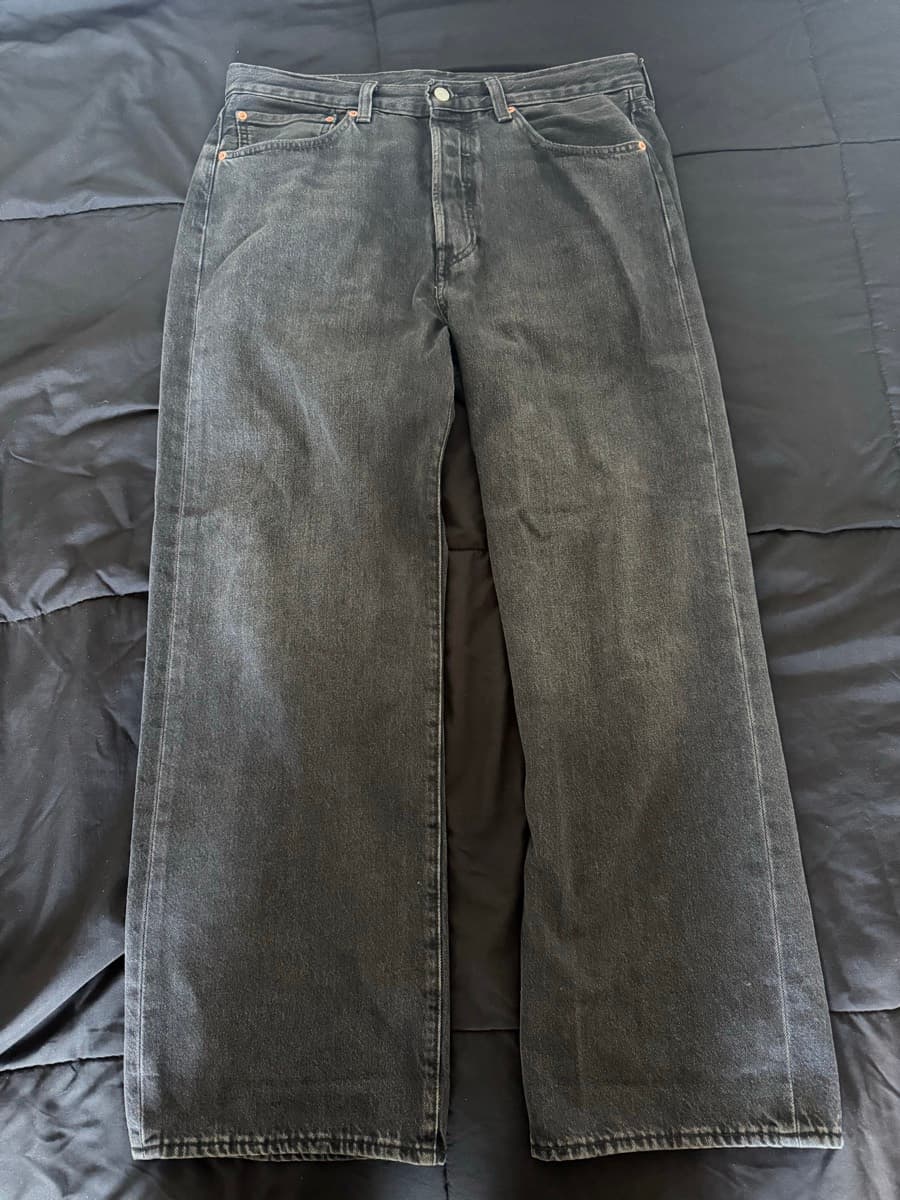 Black wide-leg jeans